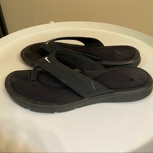 Nike Women's Comfort Thong flip flops women’s size 8